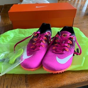 NIB Nike zoom rival s 8